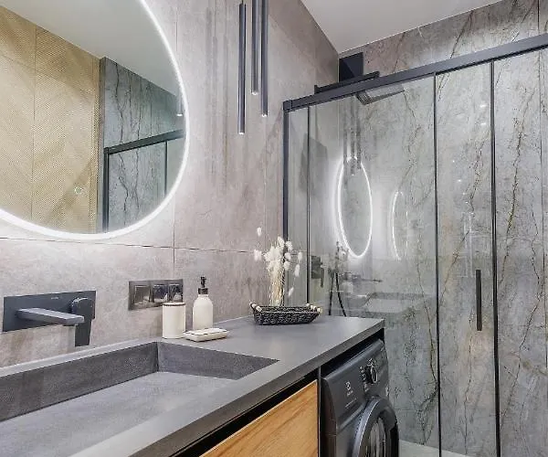 Wataha - Stylowy Z Bezplatnym Jacuzzi, Sauna Oraz Podziemnym Parkingiem W Cenie 아파트 자코파네